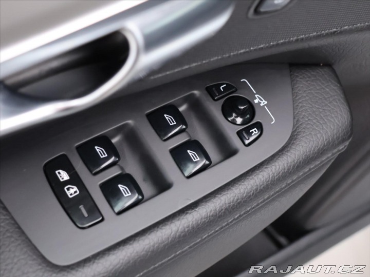 Volvo V90 2,0 D 145 kW Momentum Aut 2021