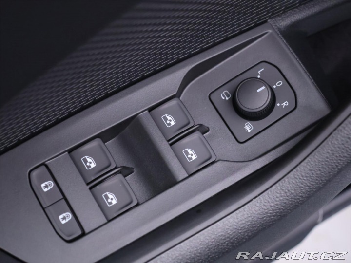 Škoda Octavia 2,0 TSI 195kW DSG RS DPH 2025