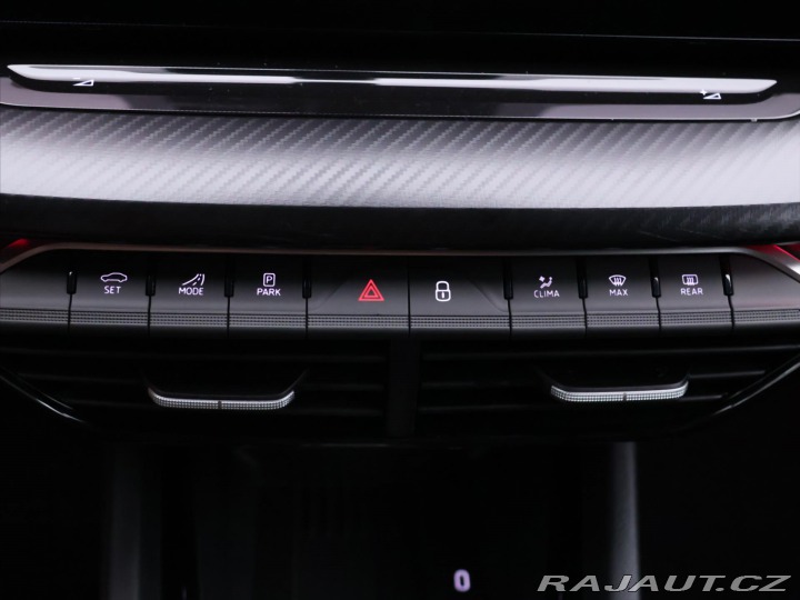 Škoda Octavia 2,0 TSI 195kW DSG RS DPH 2025