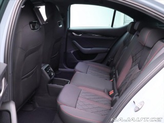 Škoda Octavia 2,0 TSI 195kW DSG RS DPH 2025