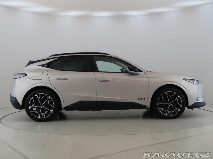 Ostatní značky Ostatní modely DS Automobiles DS4 Crossback 1.6,Rivoli,Plug-IN,DPH 2023