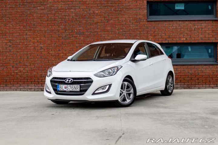 Hyundai i30 1.6 CRDi I Vyhrievané se 2016