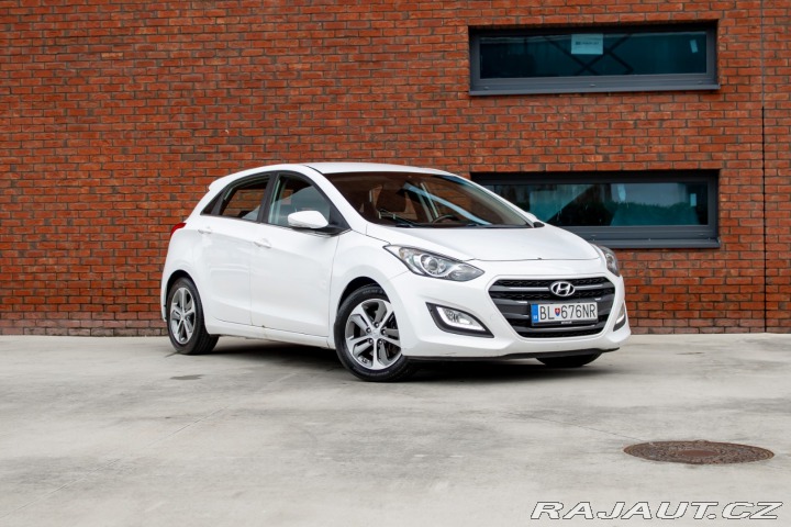 Hyundai i30 1.6 CRDi I Vyhrievané se 2016