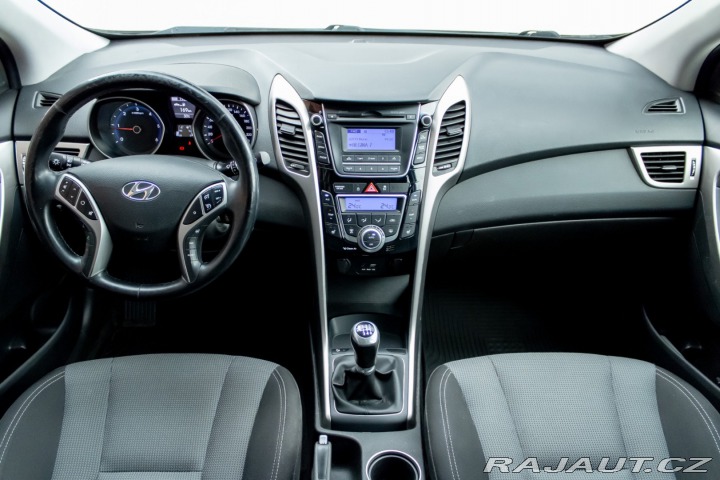 Hyundai i30 1.6 CRDi I Vyhrievané se 2016