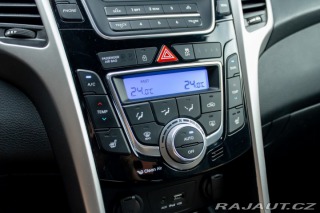 Hyundai i30 1.6 CRDi I Vyhrievané se 2016