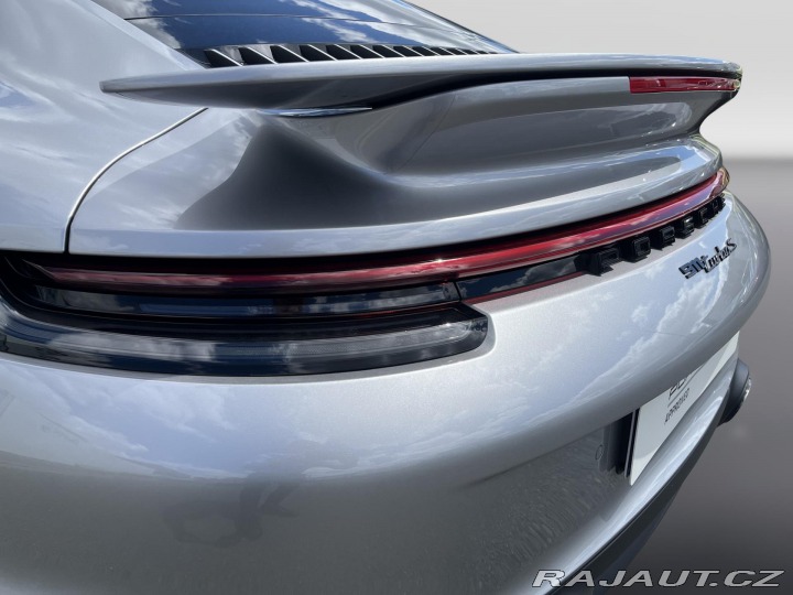 Porsche 911 Turbo S 2021