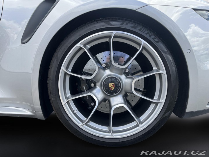 Porsche 911 Turbo S 2021