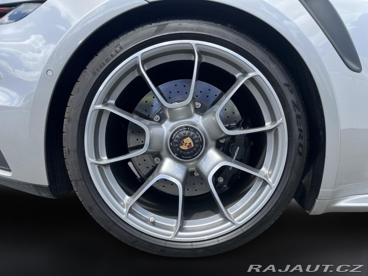 Porsche 911 Turbo S 2021