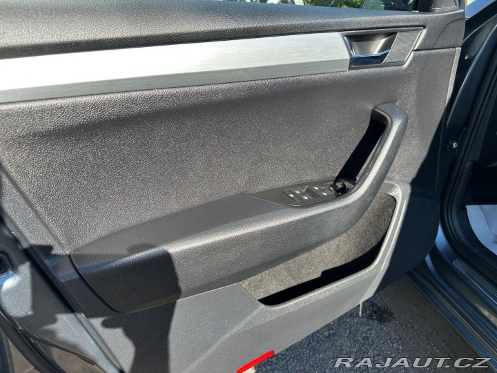 Škoda Superb 2.0Tdi 140KW DSG 2015
