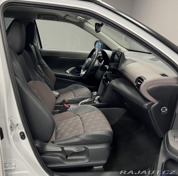 Toyota Yaris Cross EXECUTIVE 2022