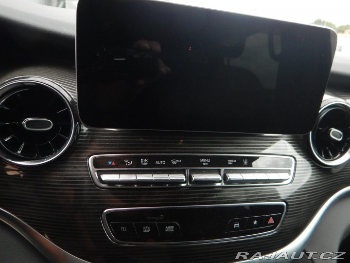 Mercedes-Benz V V 300 d, 7 MÍST, 174 kW 2021