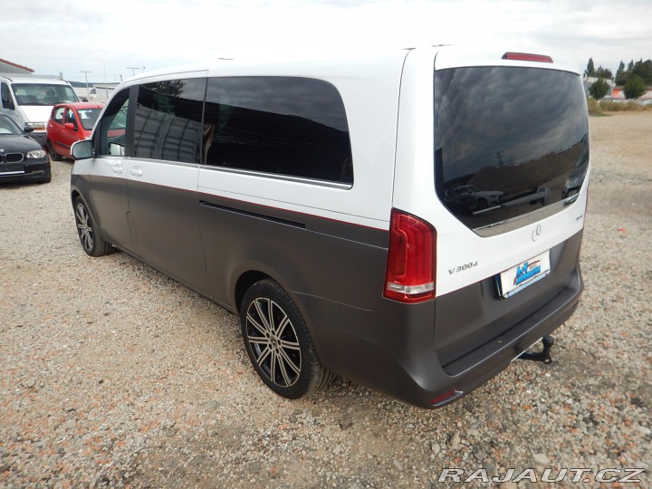 Mercedes-Benz V V 300 d, 7 MÍST, 174 kW 2021