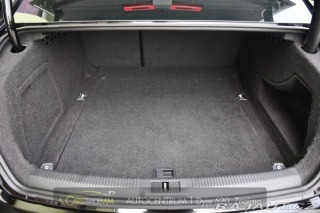 Audi A4 2.0TDi ČR PDC VÝHŘEV 2012