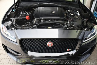 Jaguar F-Pace 2.0 R-SPORT MERIDIAN 2018