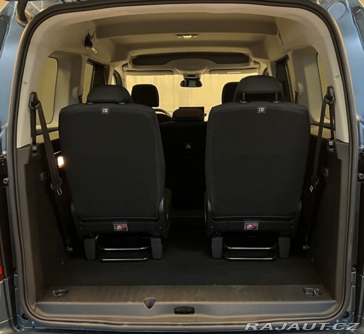 Toyota ProAce FAMILY VIP 8 AT LONG 2025