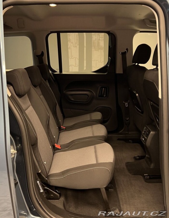 Toyota ProAce FAMILY VIP 8 AT LONG 2025