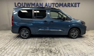 Toyota ProAce FAMILY VIP 8 AT LONG 2025