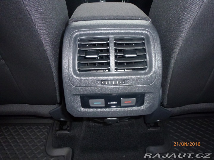 Volkswagen Touran Highline 2,0TDI 2016
