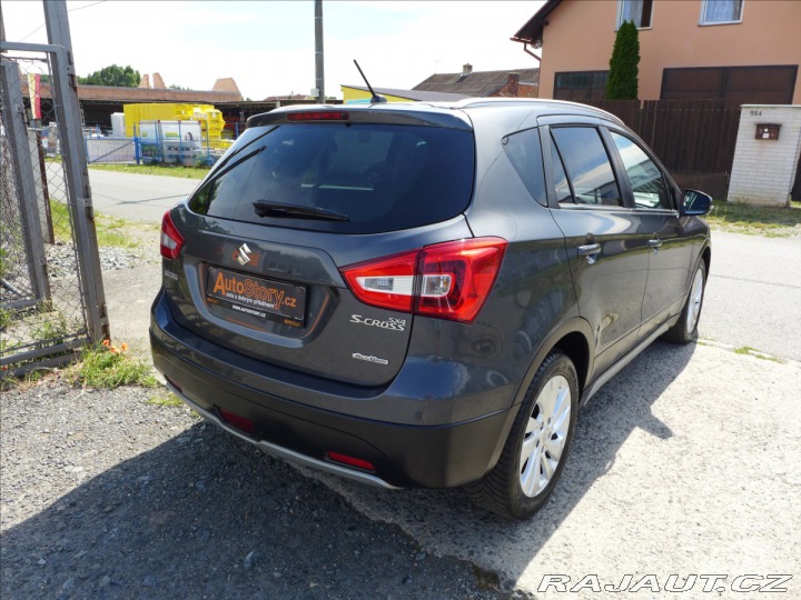 Suzuki SX4 S-Cross 1,6 DDiS 4X4 VÝHŘEV KAMER 2016