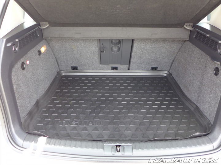 Volkswagen Tiguan 1,4 TSI DIGI AC, VÝHŘEV 2011