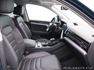 Volkswagen Touareg 3,0 TDI 210kW 4M LED DPH 2019