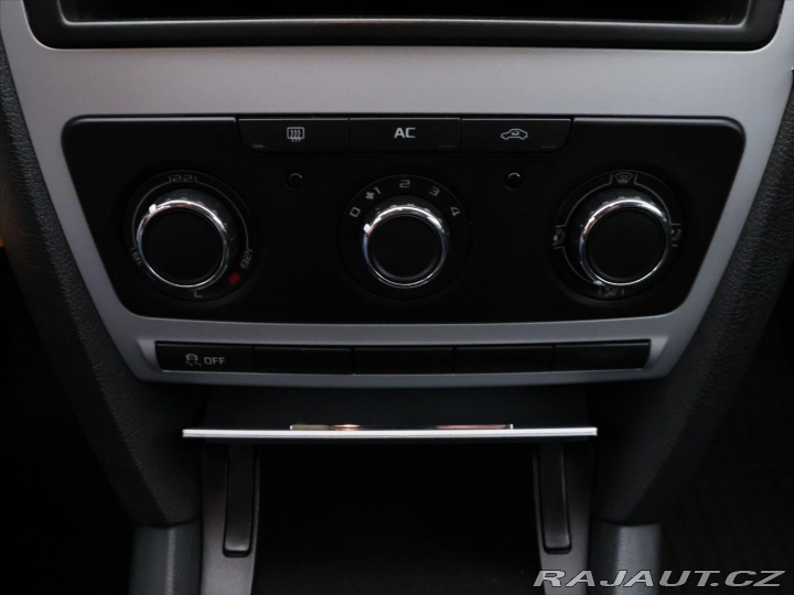 Škoda Octavia 1,6 TDI 77kW CZ Ambiente 2010