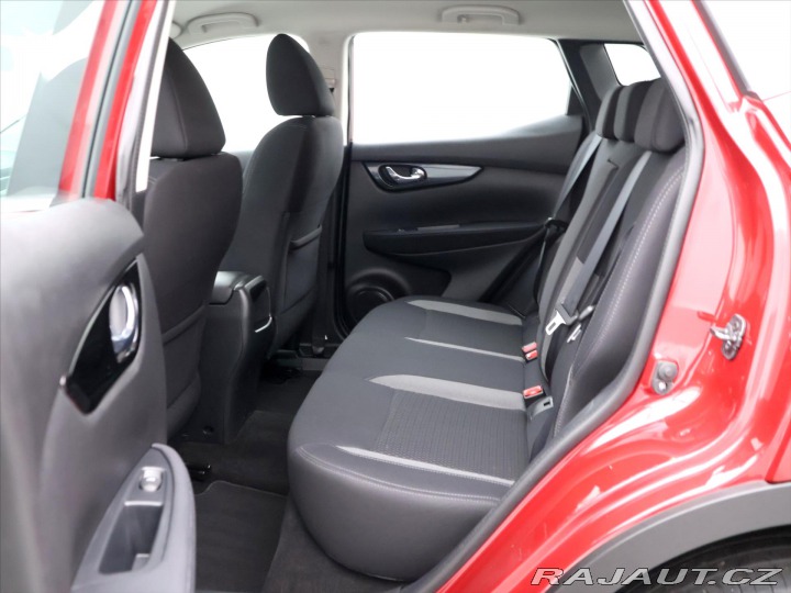 Nissan Qashqai 1,3 DIG-T 116kW DCT Shiro 2021