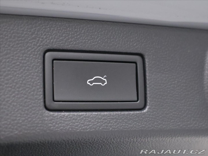 Volkswagen Arteon 2,0 TDI DSG R-line SB CZ 2023