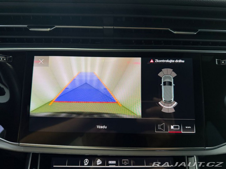 Audi Q7 50TDI QUATTRO S-LINE, VZD 2021