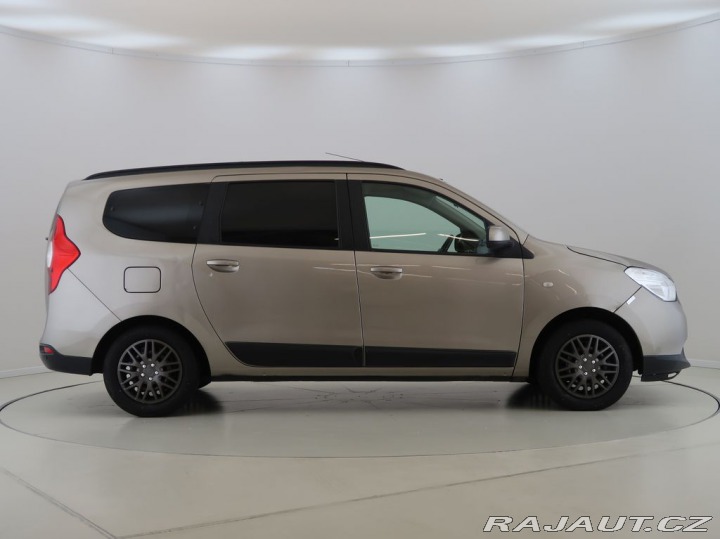 Dacia Lodgy 1.5DCI,66KW,7Míst 2012