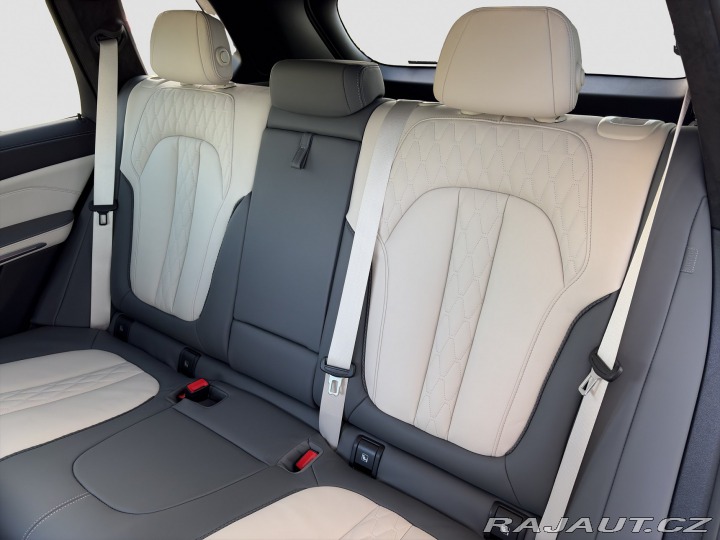 BMW X5 xDrive50e 2025