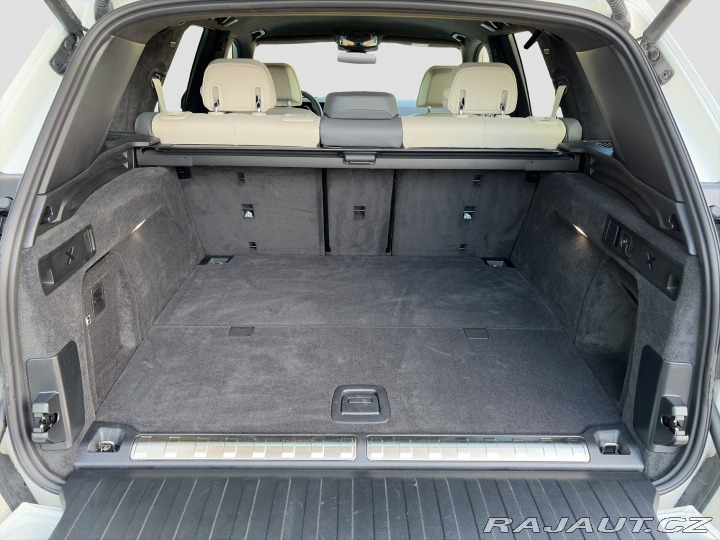 BMW X5 xDrive50e 2025