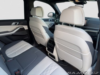 BMW X5 xDrive50e 2025