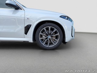 BMW X5 xDrive50e 2025