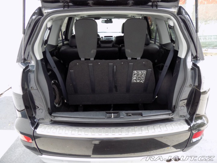 Mitsubishi Outlander 2.2DI-D/AWD/1.Maj.ČR/7.mí 2012