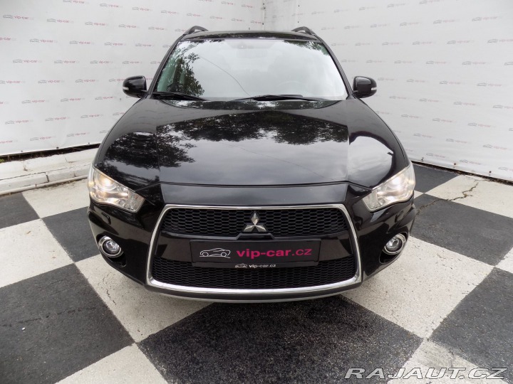 Mitsubishi Outlander 2.2DI-D/AWD/1.Maj.ČR/7.mí 2012