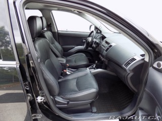 Mitsubishi Outlander 2.2DI-D/AWD/1.Maj.ČR/7.mí 2012