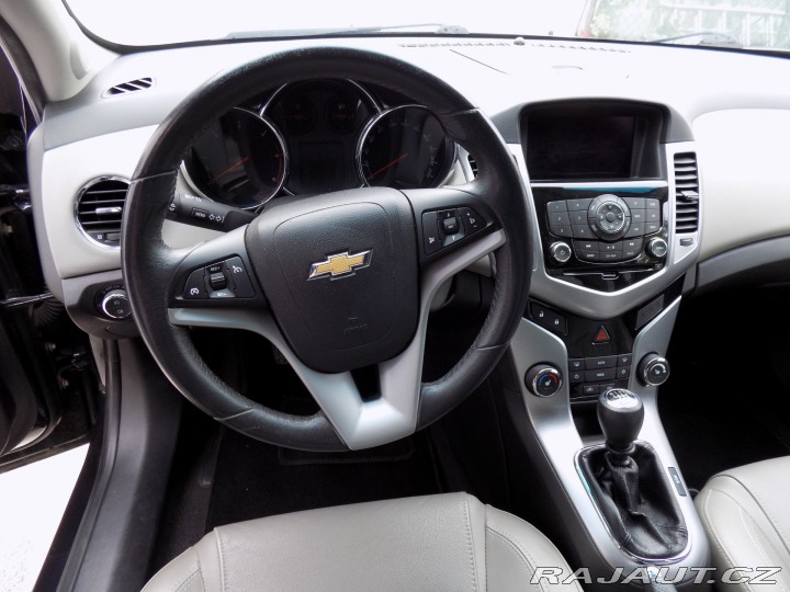 Chevrolet Cruze 2.0 VCDi/Klima/Kůže/NAVI/ 2011