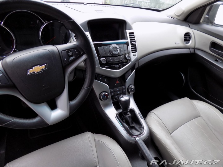 Chevrolet Cruze 2.0 VCDi/Klima/Kůže/NAVI/ 2011