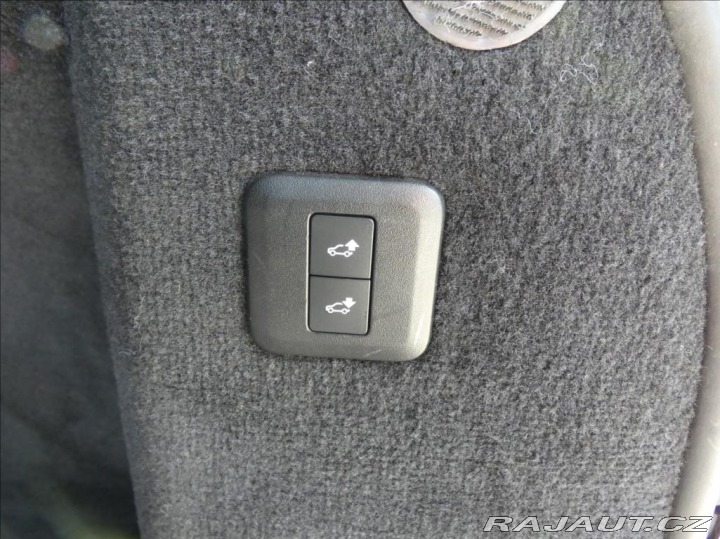 Land Rover Range Rover Sport 3,0 SDV6 Dyn-HSE,1.Maj,ČR 2019