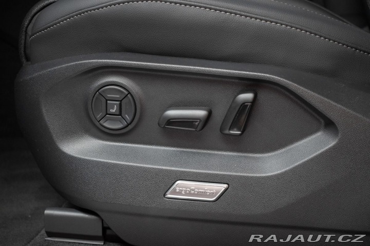 Volkswagen Touareg 3.0 TDI R-LINE*ZÁRUKA*TAŽ 2024