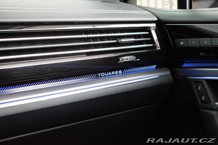 Volkswagen Touareg 3.0 TDI R-LINE*ZÁRUKA*TAŽ 2024