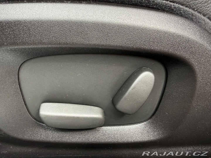 Jaguar XF 3,0 V6 Diesel Lux Automat 2010