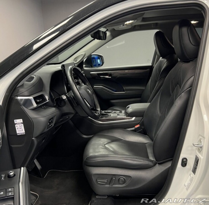 Toyota Highlander 2.5 Hybrid AT EXECUTIVE S 2021