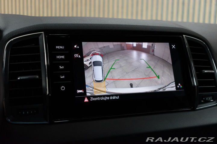 Škoda Karoq 2.0TDI 4x4*TAŽNÉ*WEBASTO* 2023