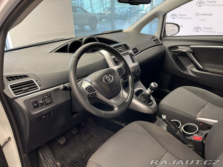 Toyota Verso 1.8 Valvematic Active 2015