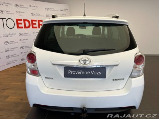 Toyota Verso 1.8 Valvematic Active 2015