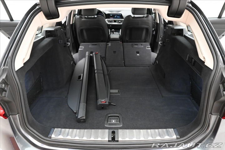 BMW 3 2,0 320d 140 kW STEPTRONI 2022
