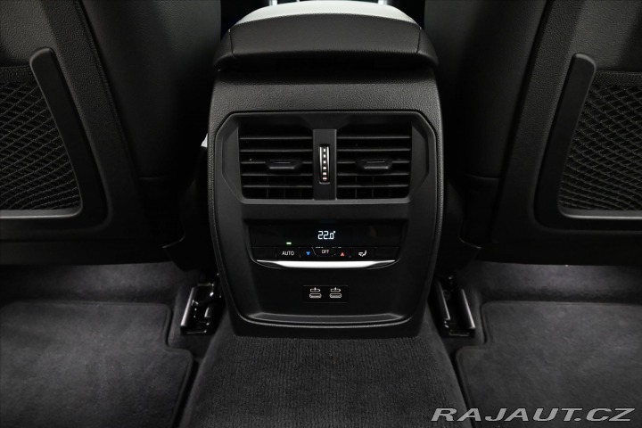 BMW 3 2,0 320d 140 kW STEPTRONI 2022