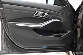 BMW 3 2,0 320d 140 kW STEPTRONI 2022